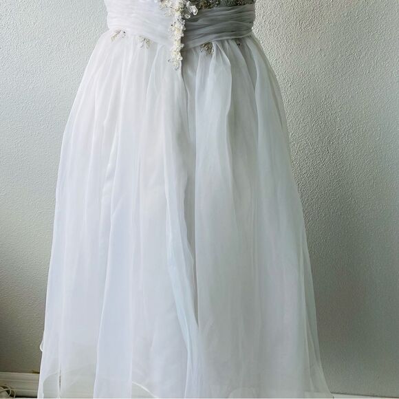 Alfred Angelo Sapphire White Tea Length Dress - Picture 4 of 16